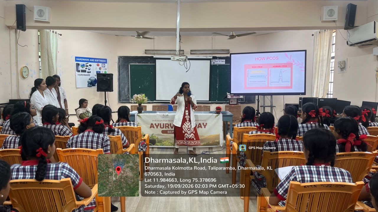Students at the PCOS/PMOS awareness session